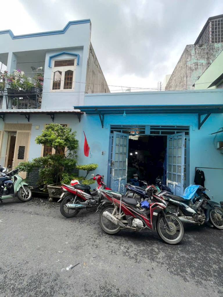 BÁN NHÀ HẺM GÒ DẦU, 5.5x15.5M, NỞ HẬU, CẤP 4 ĐANG CHO THUÊ, GIÁ 7.7 TỶ TL